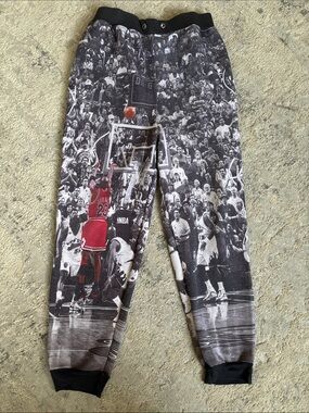 Jordan last shot Black & Gray Basketball Graphic Jogger Pants